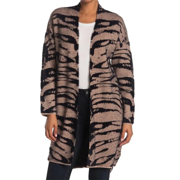 Love Token Sweaters - NWT Love Token High Low Knit Cardigan Sweater Animal Tiger Print Beige Black S
